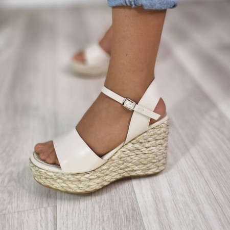Cuñas Cía Beige