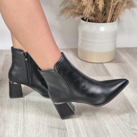 Botin Cala Negro