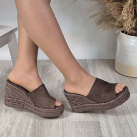 Cuñas Teresa Marrón