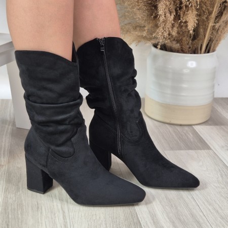 Bota Nuru Negro